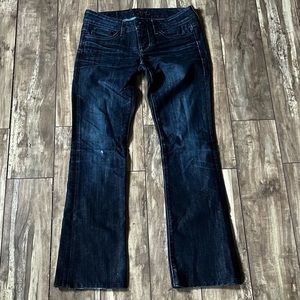 Excellent condition. No flaws. Any signs of wear are meant to be there